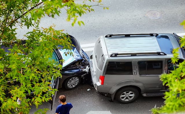Choque grave en Comerío deja a tres menores en condición crítica
