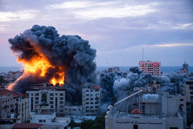 Ataque de Hamas y represalia israelí dejan cientos de muertos y heridos
