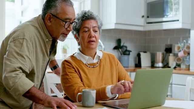 Cada vez más adultos mayores se reinventan como emprendedores