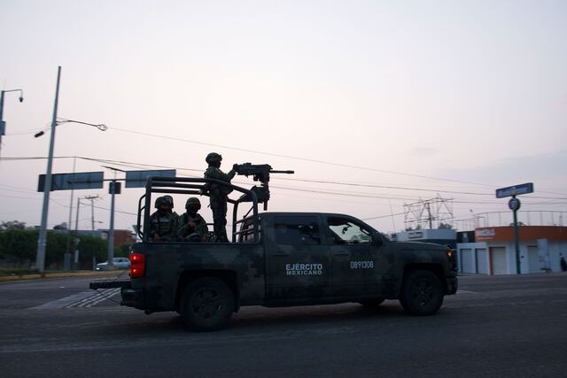 Detienen a 26 civiles en el occidente de México tras reportes de ataques con drones
