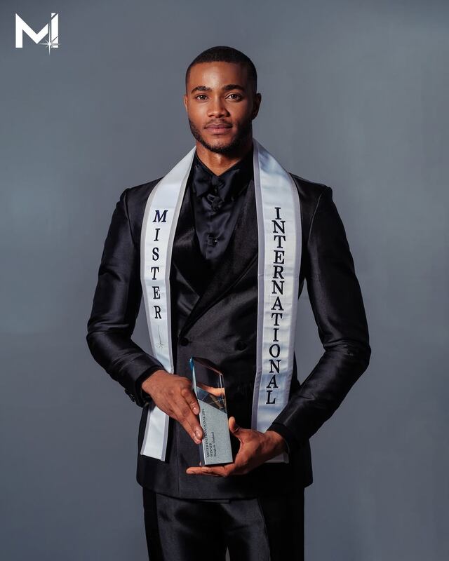 Ingeniero software gana el certamen Mister International 2024 en Tailandia