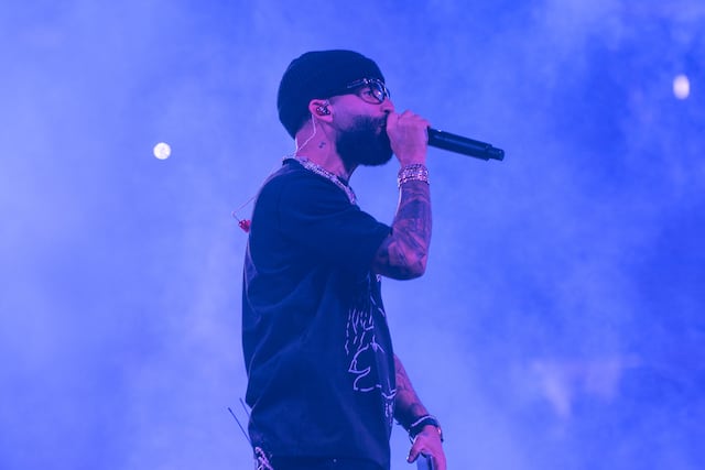 Arcángel canta en vivo por primera vez su ‘tiraera’ hacia Anuel AA