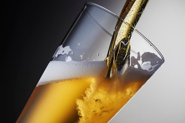 Beber cerveza puede reducir el riesgo de demencia, según investigadores