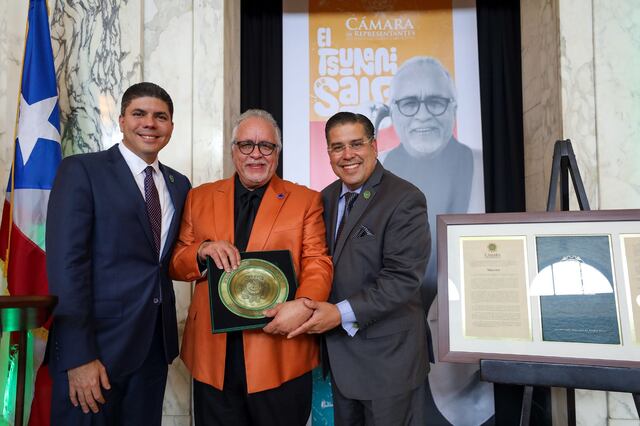 Cámara reconoce los 50 años de trayectoria musical del trompetista Luis González
