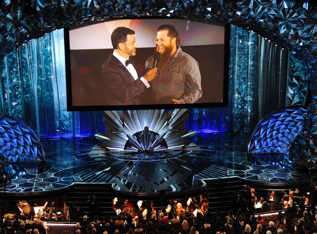 Trump bromea sobre los Oscar