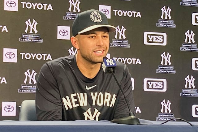 De conductor de Uber a las Grandes Ligas: J.C. Escarra llega al Yankee Stadium para su debut