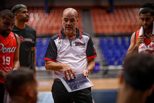Sergio Hernández renuncia a la dirección de los Leones de Ponce