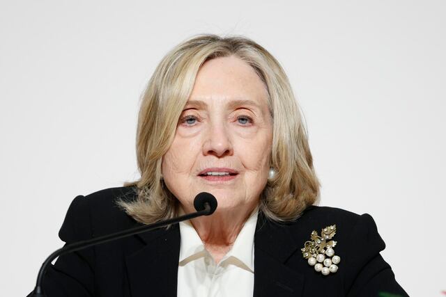 Hillary Clinton niega ante el Congreso haber conocido a Jeffrey Epstein