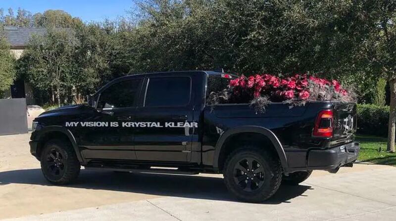 Regalo de San Valentín de Kanye para Kim. / Foto: Instagram.