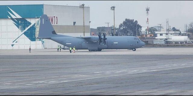 Avión militar de EE. UU. aterriza en México; autoridades de ambos países guardan silencio