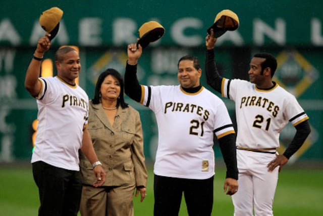 Cayey celebrará los 50 años del hit 3,000 de Roberto Clemente
