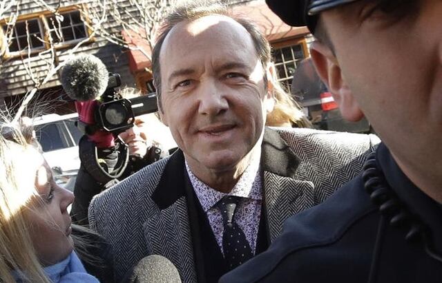 Acusador retira demanda de abuso contra Kevin Spacey
