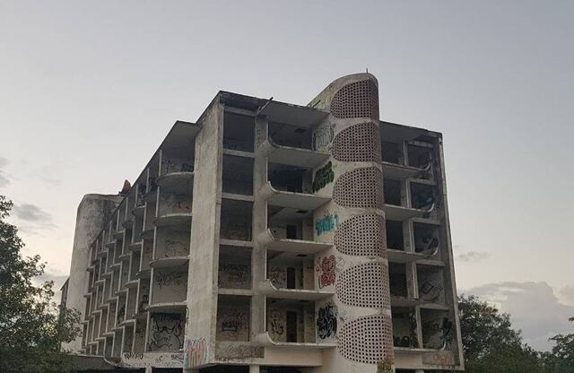 Firman préstamo para reconstrucción de  hotel en Ponce