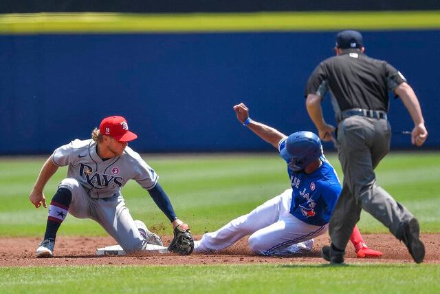 Meadows pega tres hits y Rays salen del bache ante Azulejos