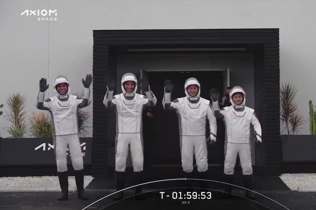 Astronautas privados completan con éxito misión a la Estación Espacial Internacional