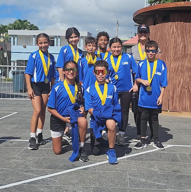 Coronan a los campeones de la tercera edición del Torneo Escolar de Baseball5