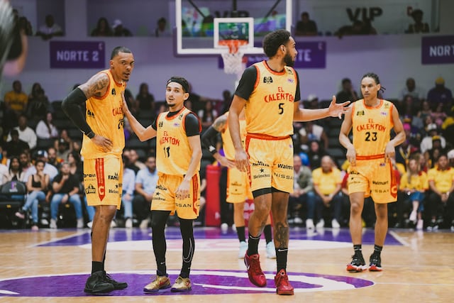 Gigantes de Carolina acaban con los Cangrejeros y obtienen su cuarto triunfo en línea