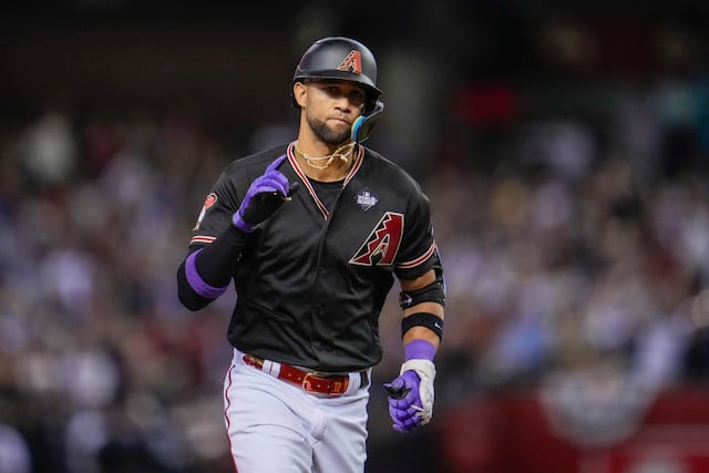 Gurriel renunciaría a 18 millones con Diamondbacks si rescinde contrato después de 2025