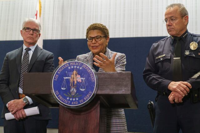 Identifican a sospechoso de asesinato de 3 indigentes en Los Ángeles