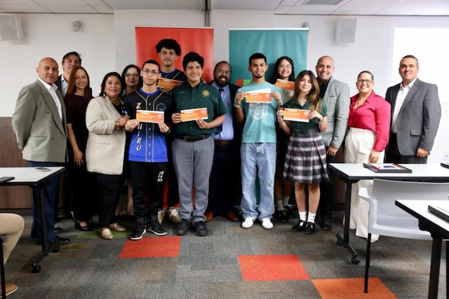 Estudiantes boricuas se destacan en la tercera competencia de ‘Microsoft Office Specialist’
