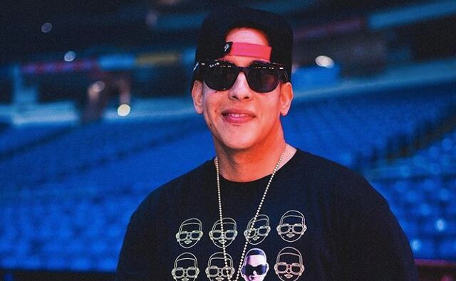 Yankee exhorta a llegar en Uber al concierto