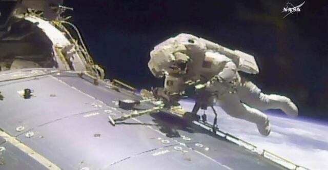 NASA ordena reparación urgente a la estación espacial
