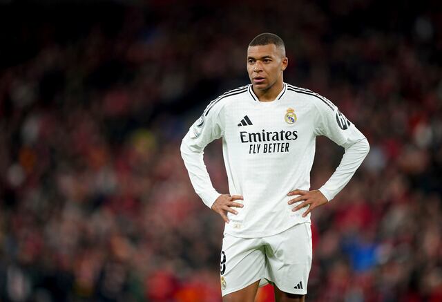 Floja participación de Mbappé tras iniciar su carrera con el Real Madrid