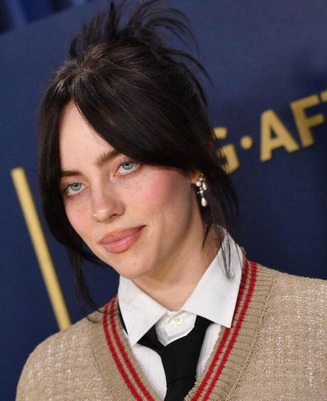 Billie Eilish se convierte en la cantante femenina con más oyentes mensuales en Spotify