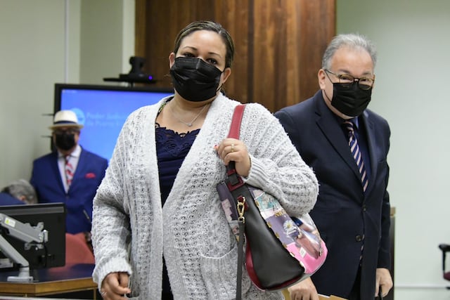 Juez sentencia a exdirectora de Finanzas de Mayagüez por negligencia en esquema de malversación