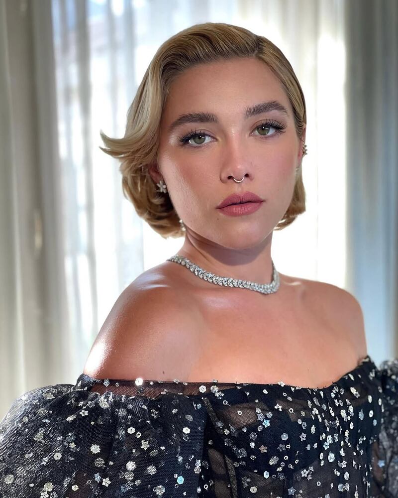 Instagram: @florencepugh