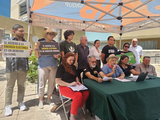 Proponen modelo público para frenar aumentos en tarifa eléctrica