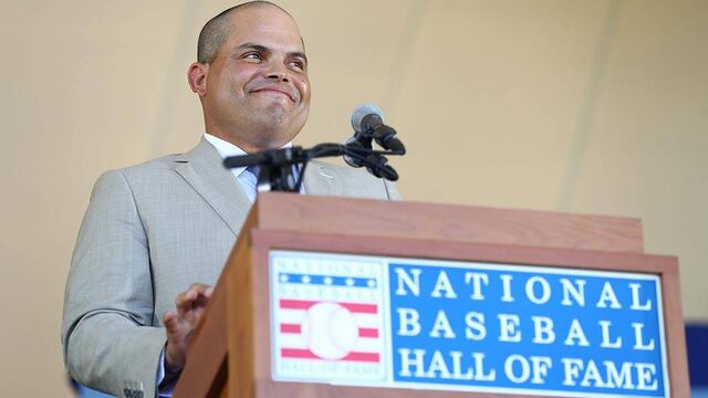 Liga de Béisbol felicita a "Pudge" Rodríguez por ingreso al Salón de la Fama
