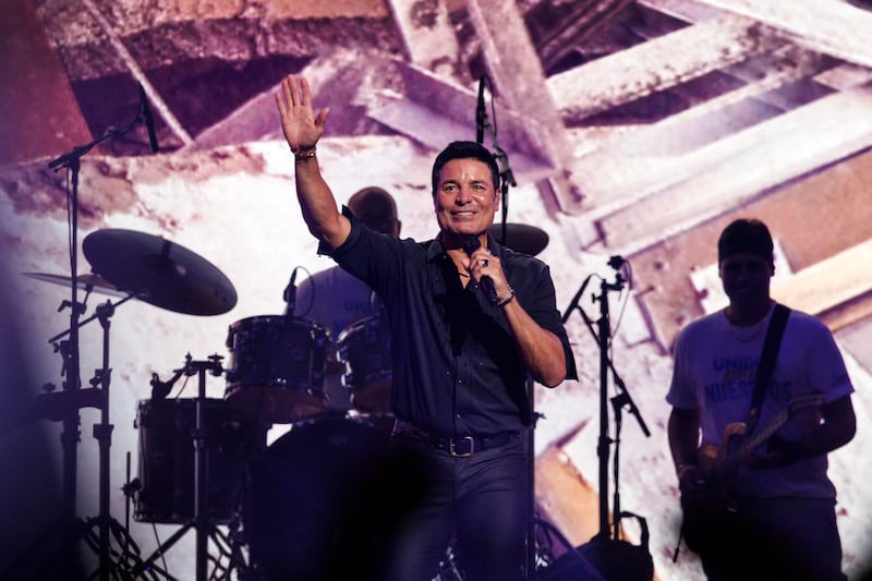 Chayanne actúa durante el concierto Unidos por los Nuestros, celebrado en Miami, Florida, Estados Unidos, el 16 de agosto de 2026. EFE/EPA/CRISTOBAL HERRERA-ULASHKEVICH