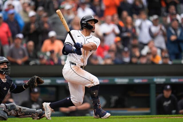 Tigers vencen a Rays para seguir en carrera a los playoffs