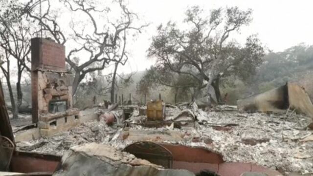 Bomberos no logran controlar los incendios de California