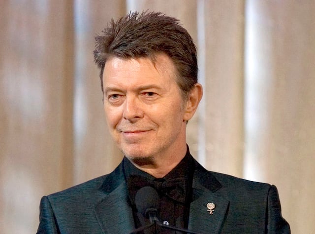 París nombra calle en honor a David Bowie