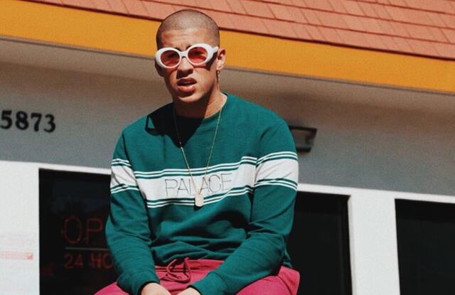 Bad Bunny le envía un beso a Natalia Rivera