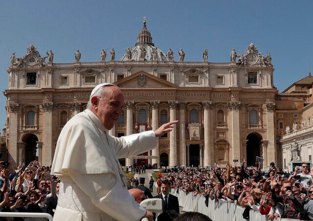 Papa Francisco consuela a niño que le preguntó si su papá ateo esta en el cielo