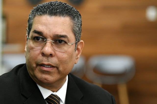 Josué Colón asegura no participó en la negociación con New Fortress