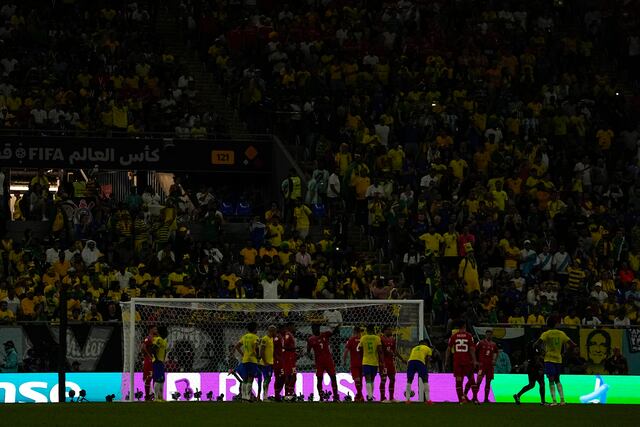 Apagón afecta partido de Brasil y Suiza en Qatar