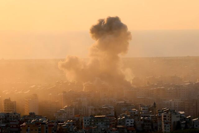 Bombardeos de Israel en Líbano dejan 570 muertos y más de 1,400 heridos en ocho días