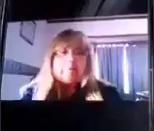 (VIDEO) Despiden a maestra que negó la existencia del COVID-19 en Argentina