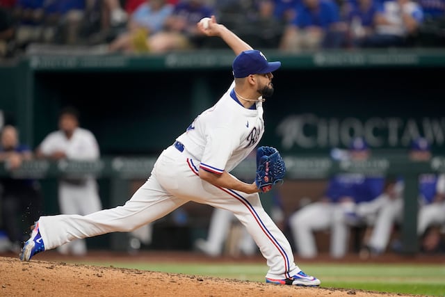 Rangers vencen 15-5 a los Medias Rojas