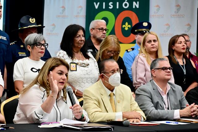 Gobernadora dice LUMA Energy solicitó aumento en factura de luz para pagar documental
