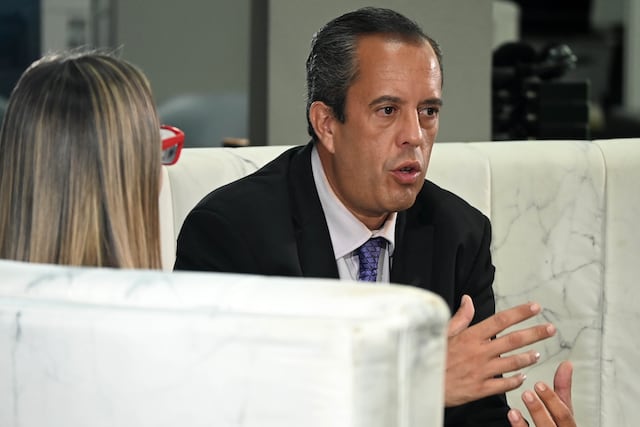 Rafael Lenín López acusa a La Fortaleza de “amenazar a la prensa” por caso Politank