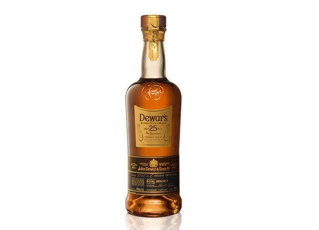 Presentan en la isla prestigioso whisky escocés