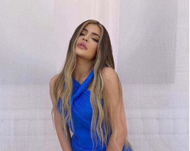 Kylie Jenner enloquece a sus fans con sensual fotografía
