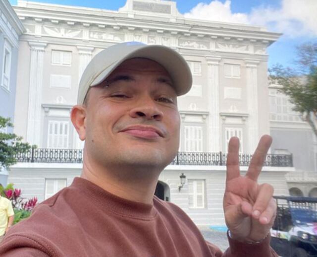 Alcalde de San Juan anuncia fondos para crear escuela urbana de Jowell