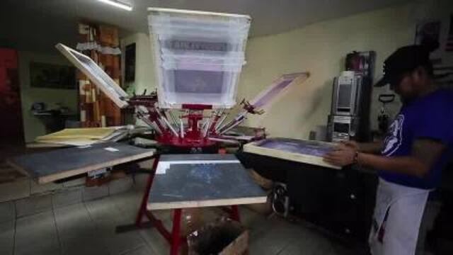 'Bad Hombre': deportados mexicanos crean marca de ropa anti-Trump