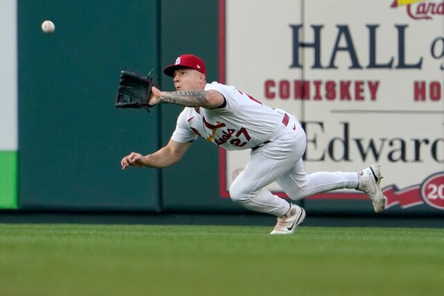 Medias Rojas adquieren al Guante de Oro Tyler O’Neill de los Cardenales a cambio de dos lanzadores